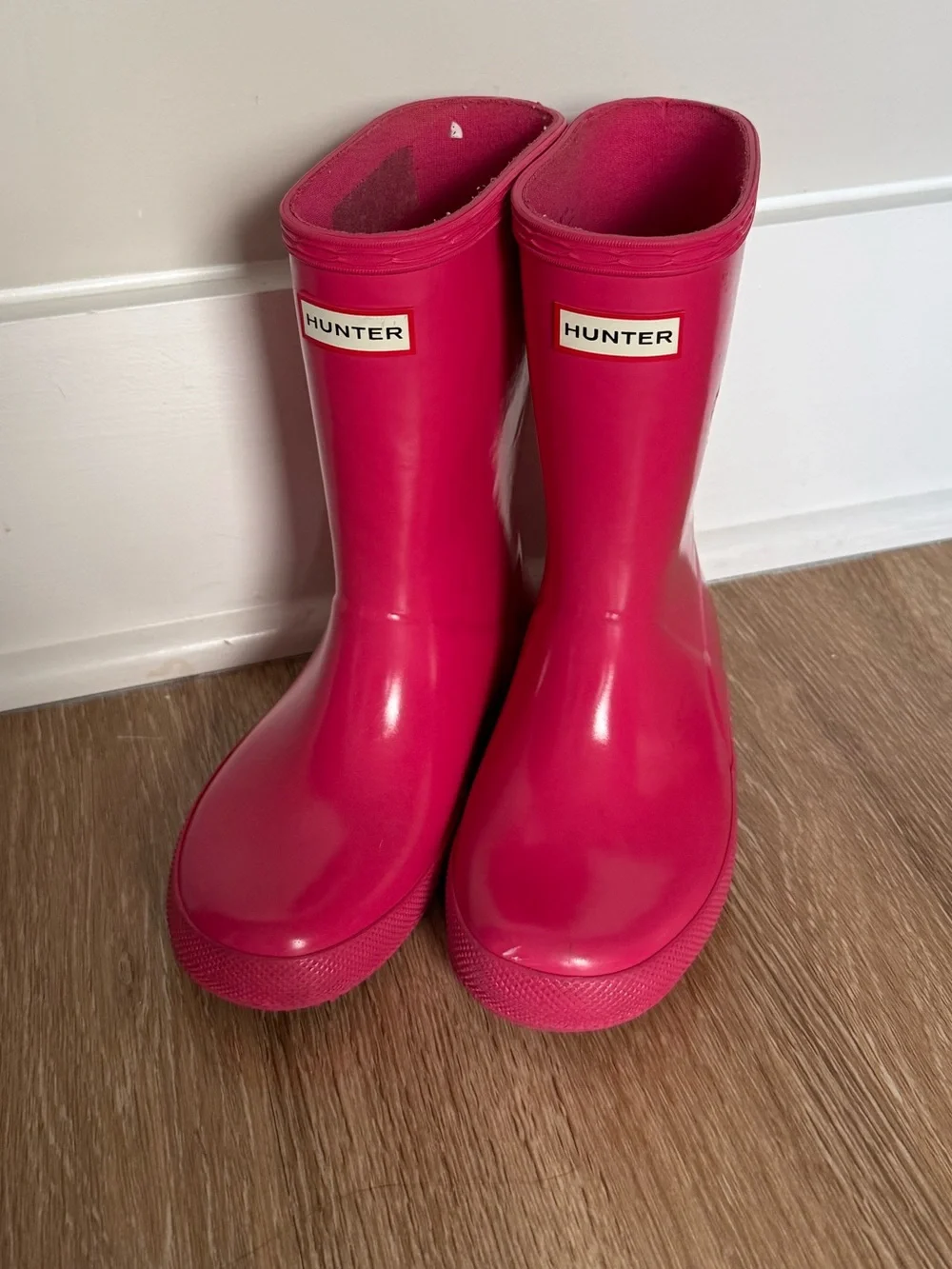 Hunter Kids’ First Gloss Rain Boots Bright Pink kids size UK 10/US GIRL 12